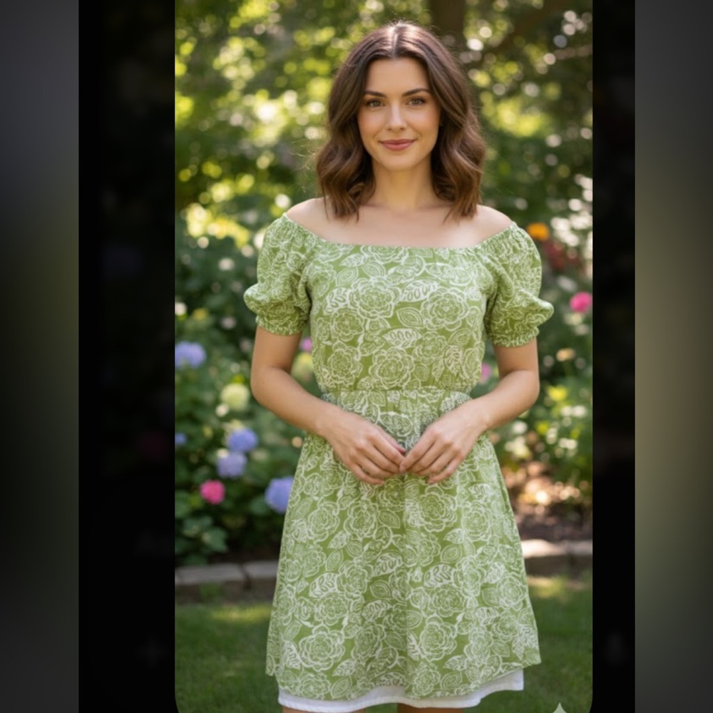 Sincerely Jules Green and White Patterned Skirt